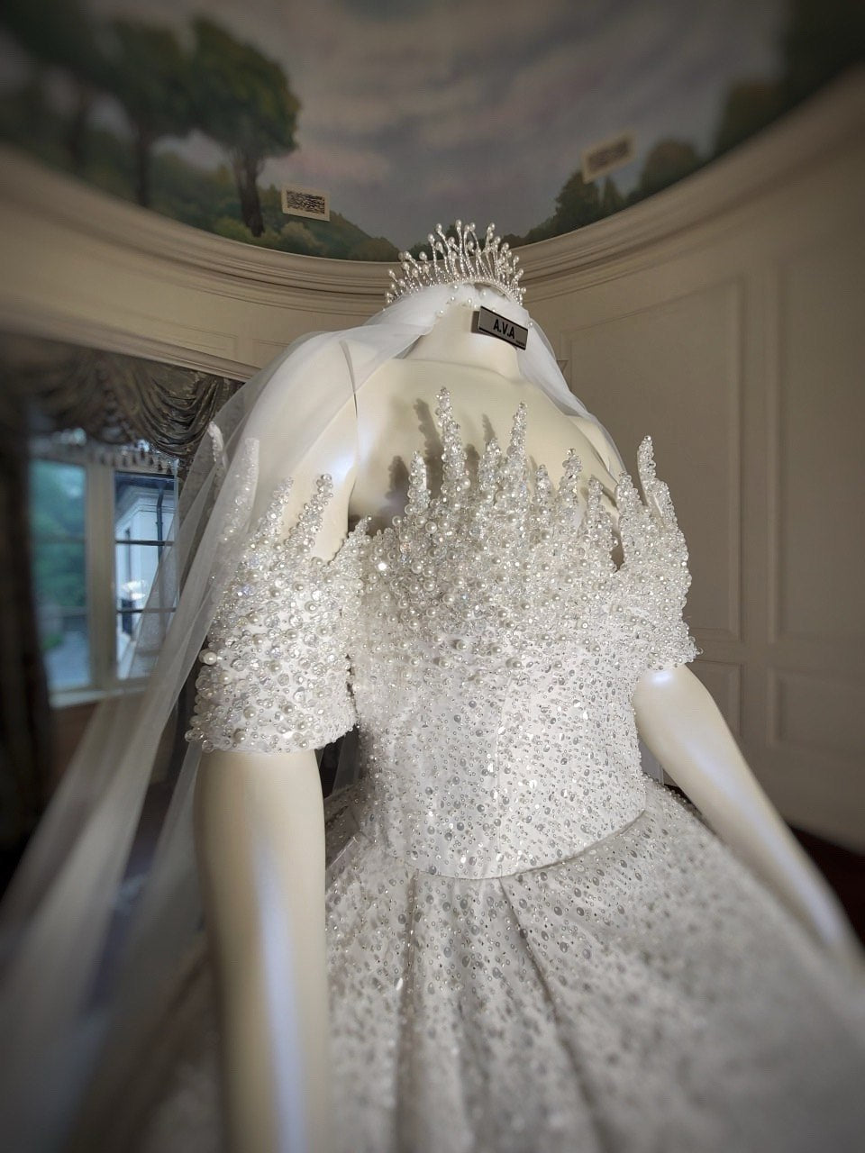 AVA ELITE - Hand-Tailored Luxury Satin Bridal Gown